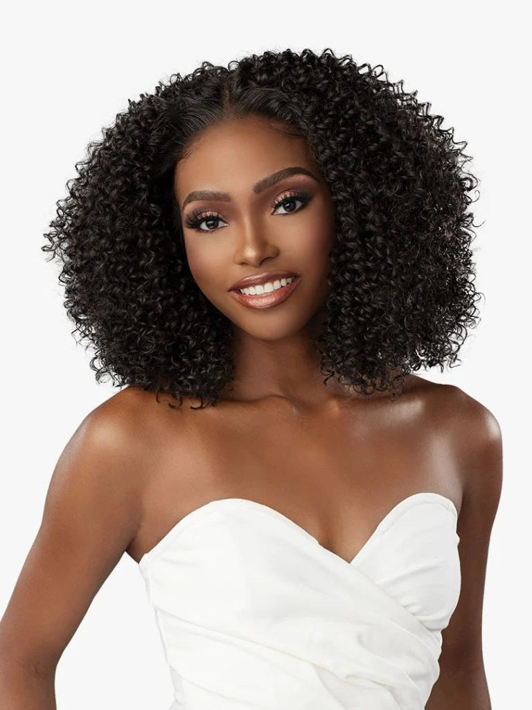 BARE LACE WIG_Y-PART CASIA Tight corkscrew curls with natural volume.