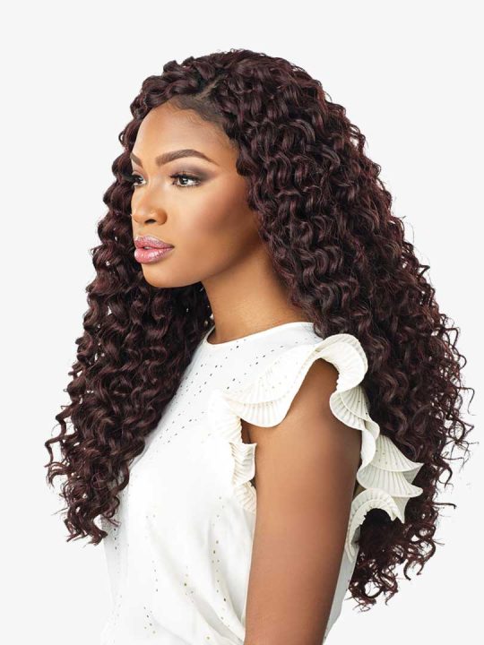 BEACH CURL 18″ These curled ringlets will make you wish you were sipping a piña colada on a tropical beach.