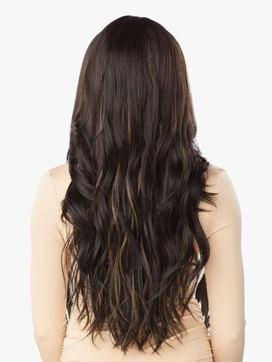 BRAELYN Loose waves with feathered sides with layers