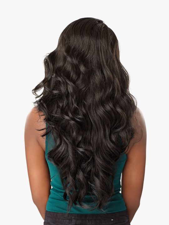 CELESTE 27″ of long Deep Waves, giving glamorous style.