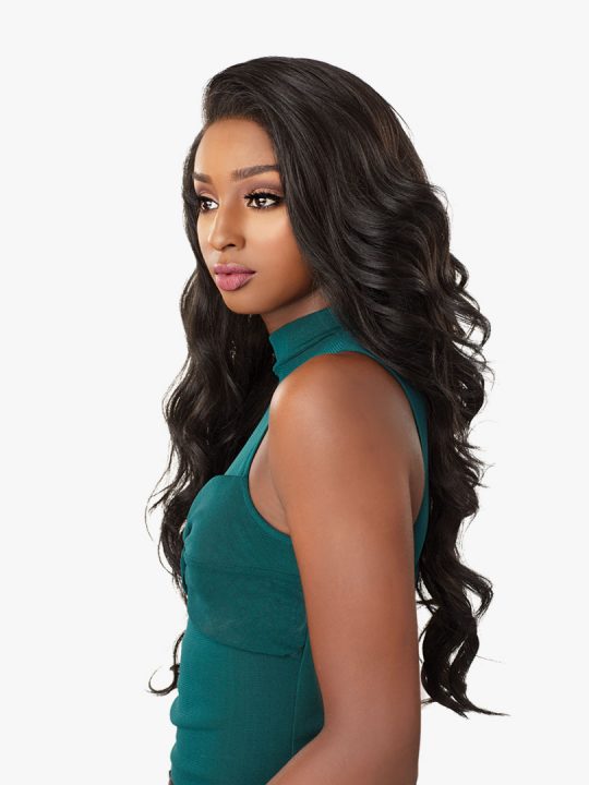 CELESTE 27″ of long Deep Waves, giving glamorous style.