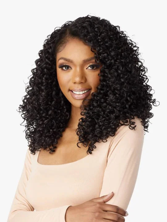 KINKY EDGES 13X6 KINKY CURLY 18″