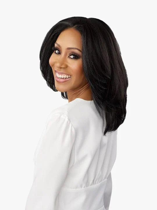 DASHLY LACE WIG SALT & PEPPER – SP UNIT 3