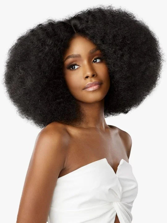 DASHLY LACE UNIT 43 Embrace the big hair look with layered, afro curls with a soft touch and lots of texture.