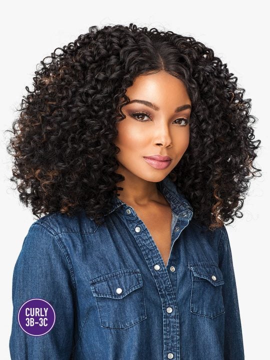 SHOW STOPPER Making them pause and wonder, who she is.