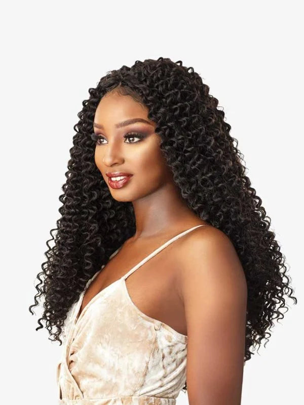 ISLAND TWIST 18″ Curl pattern perfect for a vacation or night out on the town.