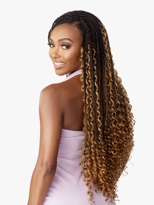 LULUTRESS 3X BOHO BOX BRAID 28″ Box Braid with curls at the bottom and sides.