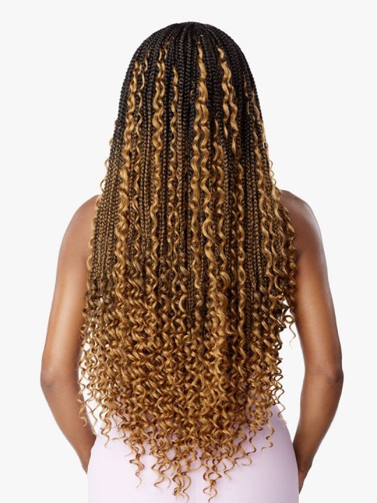 LULUTRESS 3X BOHO BOX BRAID 28″ Box Braid with curls at the bottom and sides.