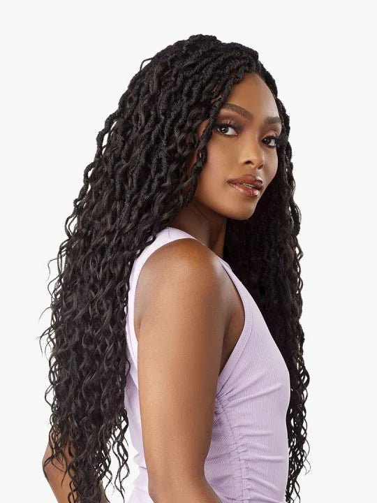 LULUTRESS MERMAID LOCS 24″ Goddess locs with boho curls on the sides.
