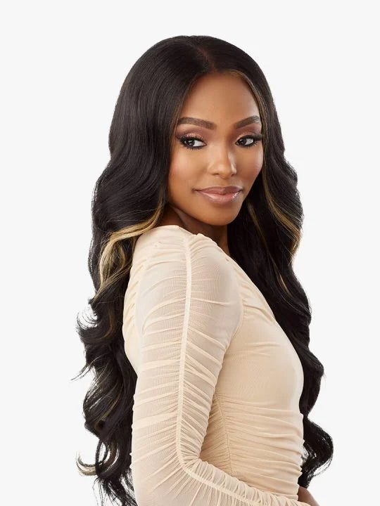 ESTELLE What Lace Human hair blend wig with subtle loose waves