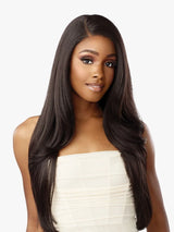 LAURINA Lightly bumped, yaki straight style with long layers.