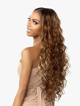 LYSHA Long, loose spiral curls