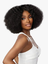 DASHLY LACE UNIT 42 Embrace the big hair look with layered, afro curls with a soft touch and lots of texture.